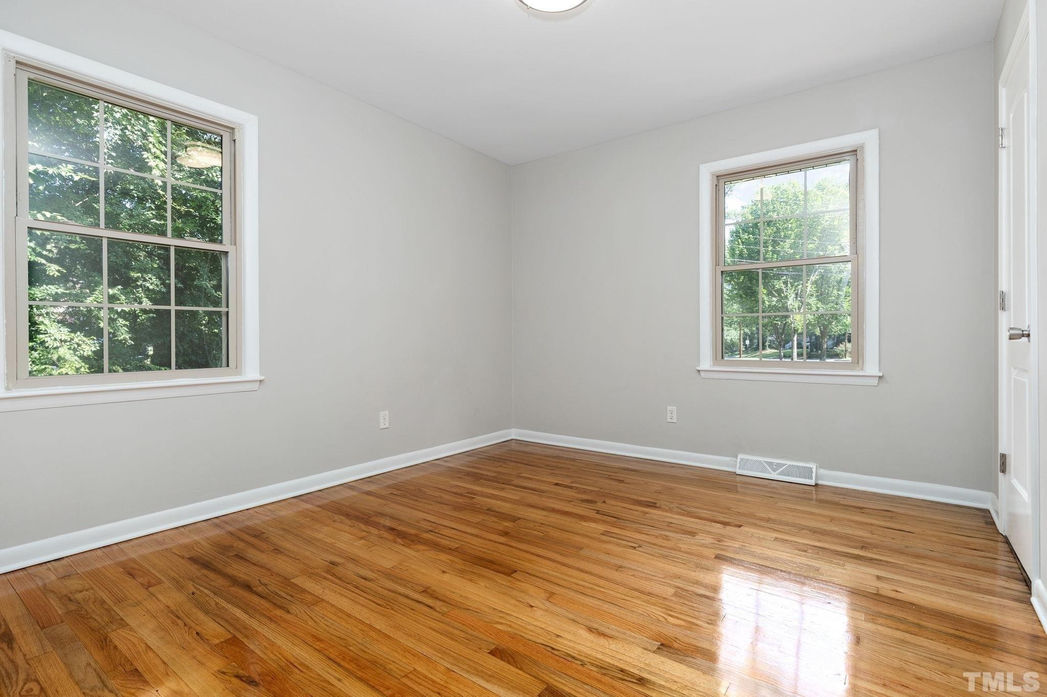 Chatham Ln, Raleigh, NC 27610