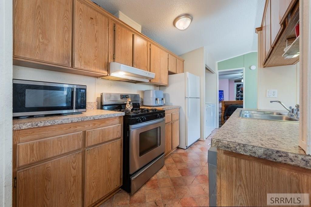 Whispering Pines Dr, Idaho Falls, ID 83401