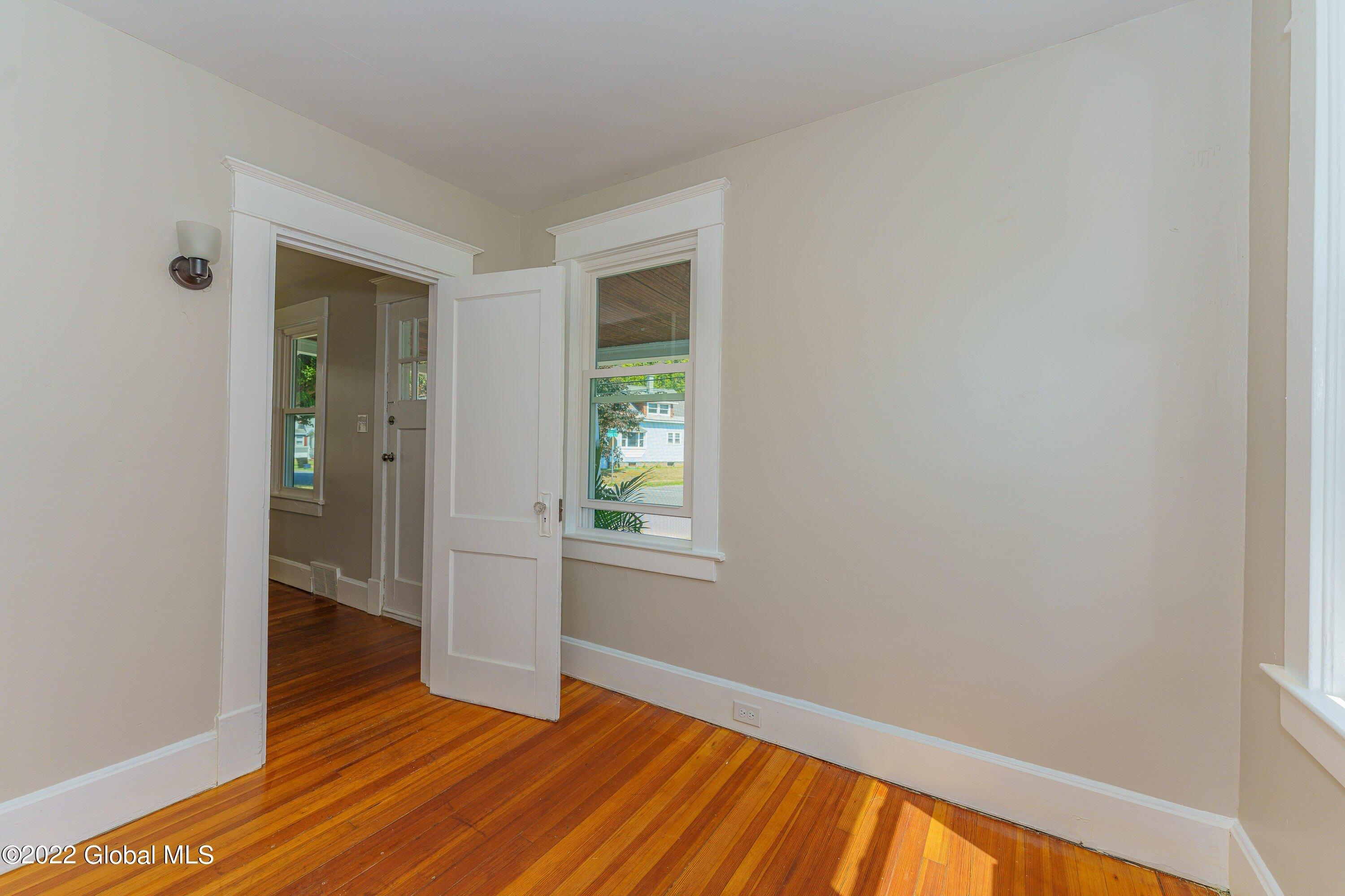 Cuthbert St, Schenectady, NY 12302