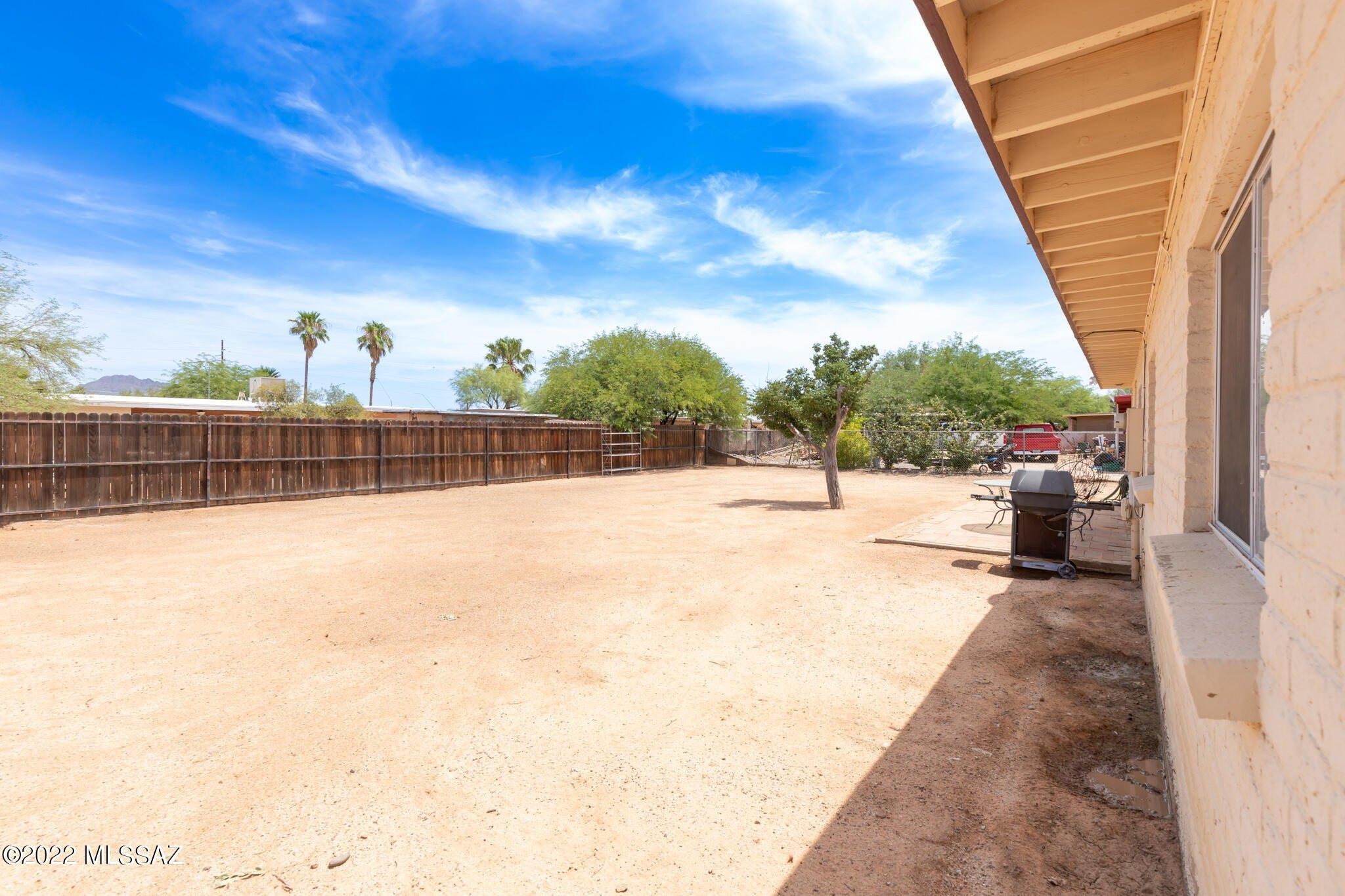 S Portugal Cir, Tucson, AZ 85757