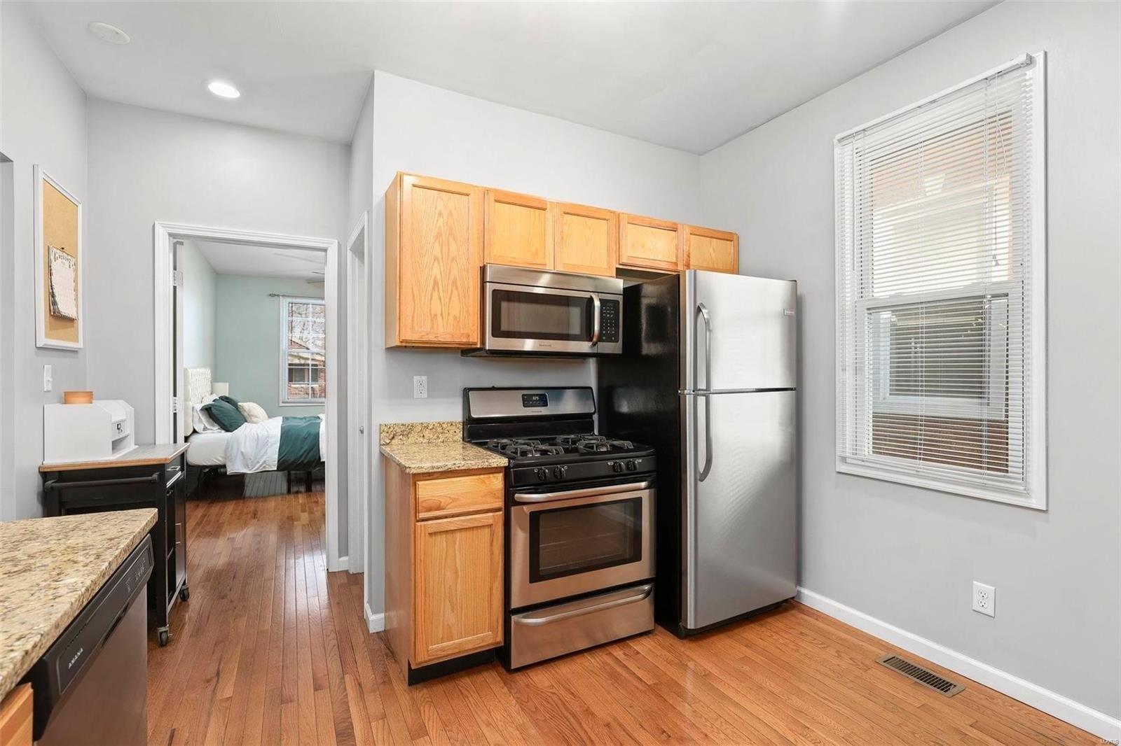 Nottingham Ave, Saint Louis, MO 63109