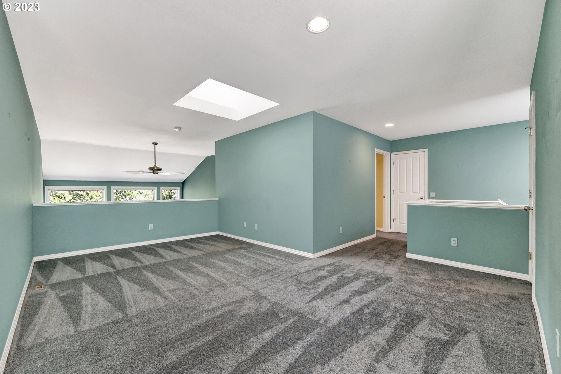 Nw Aberdeen Dr, Portland, OR 97229