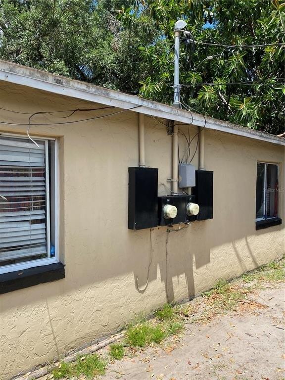 Charles Ct, Orlando, FL 32805