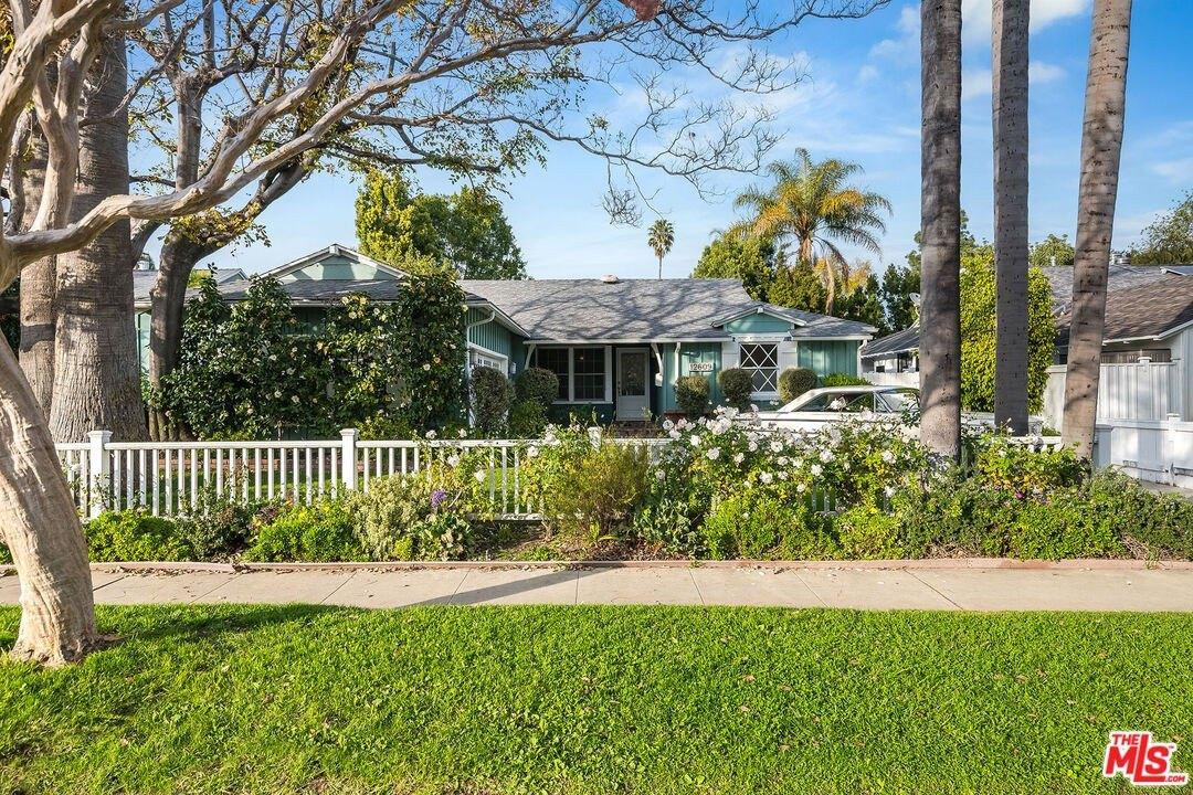 Milbank St, Studio City, CA 91604