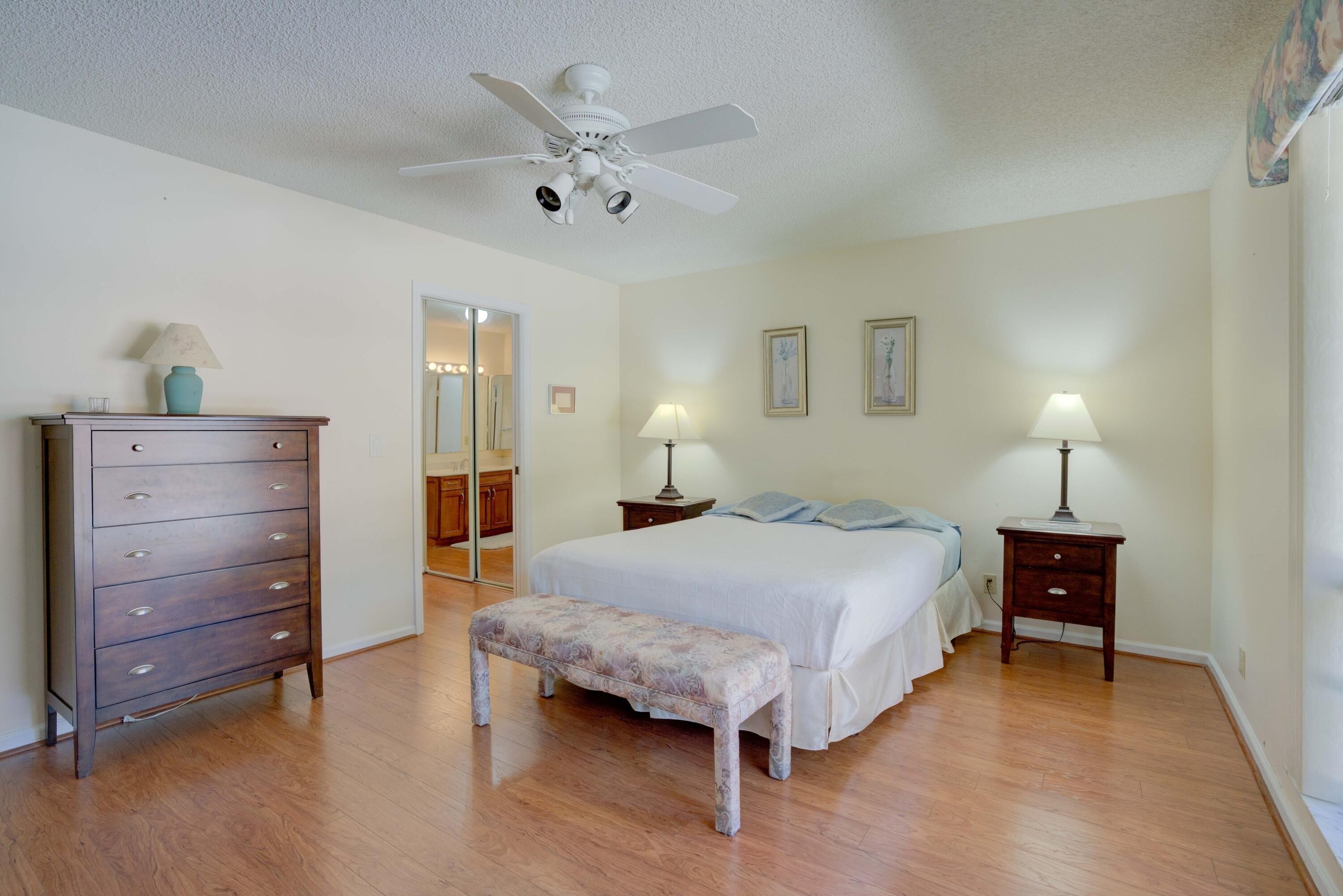 Brackenwood Ln S, Palm Beach Gardens, FL 33418