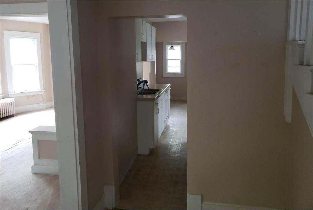 Bush Ave, Saint Paul, MN 55106