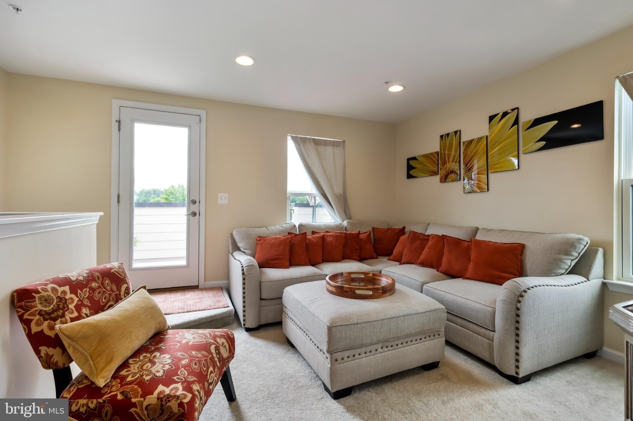 Chronicle St, Hyattsville, MD 20782