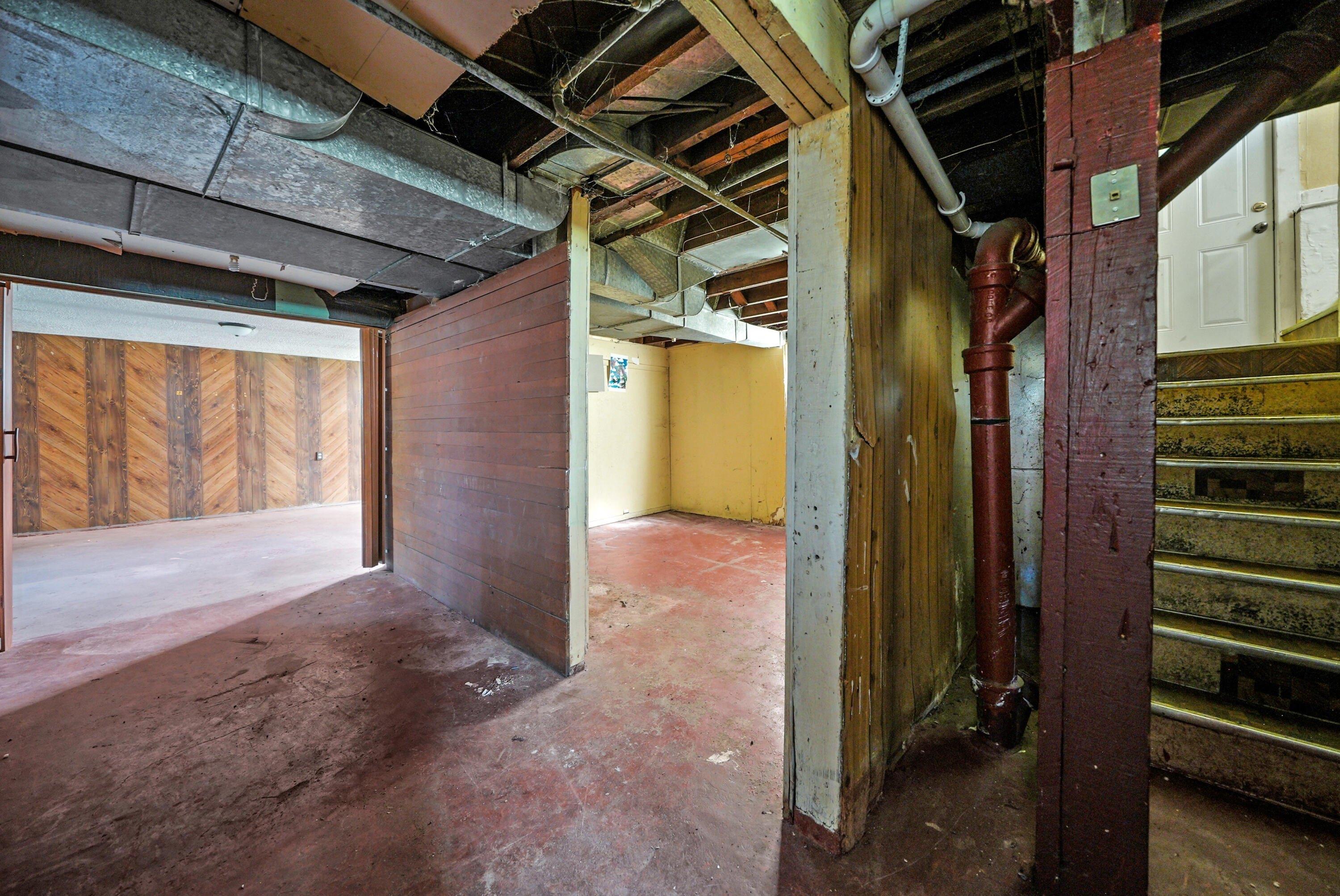 Ardmore St Se, Grand Rapids, MI 49507