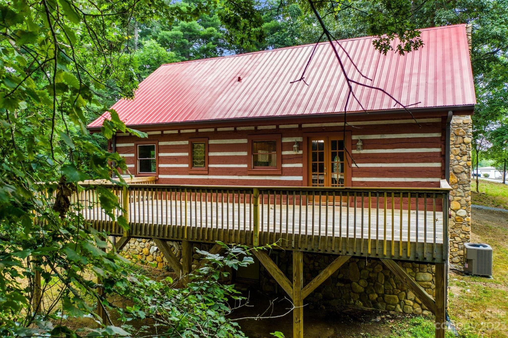 Starnes Circle Dr, Taylorsville, NC 28681