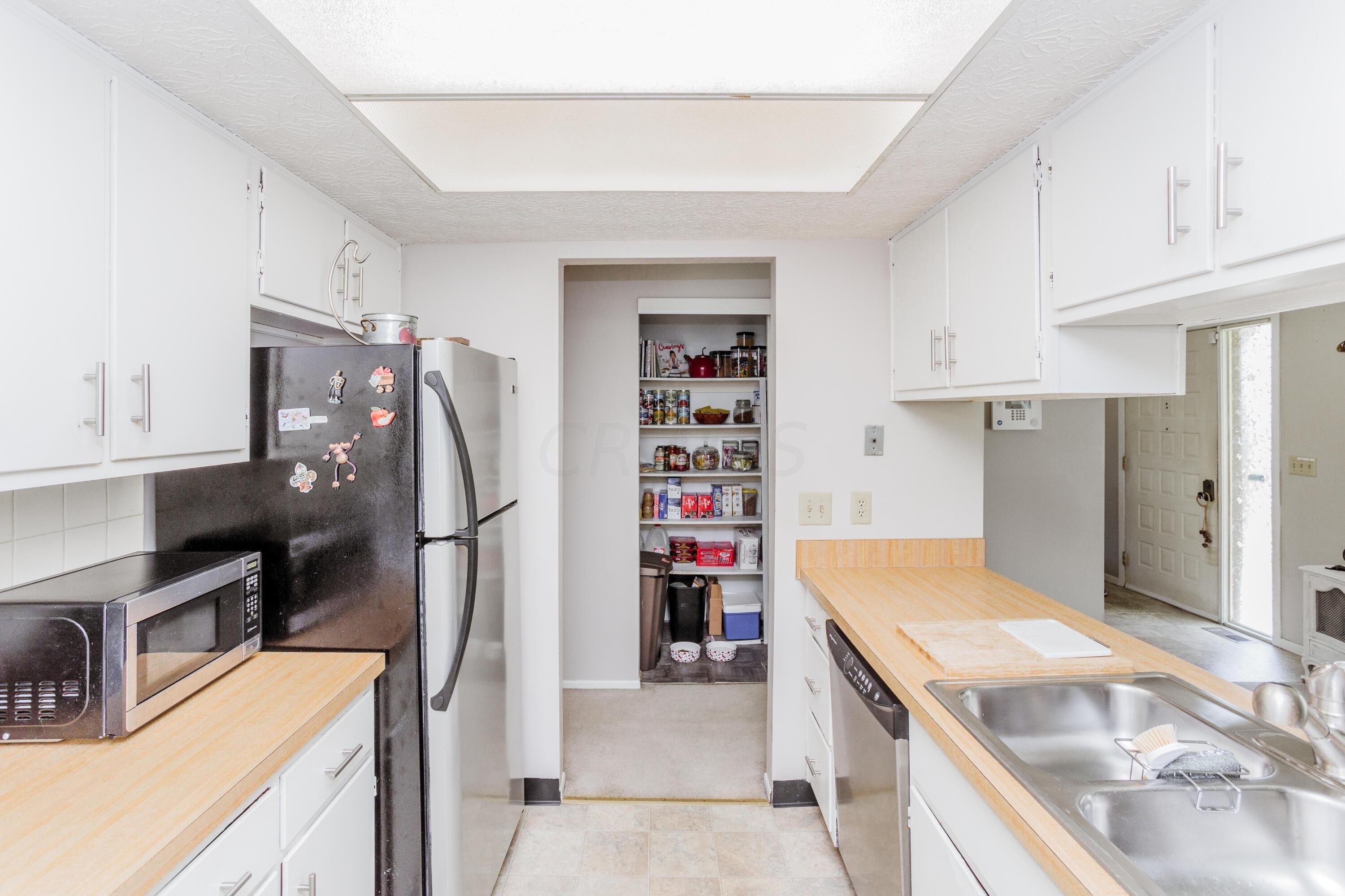 Pendlestone Dr, Columbus, OH 43230