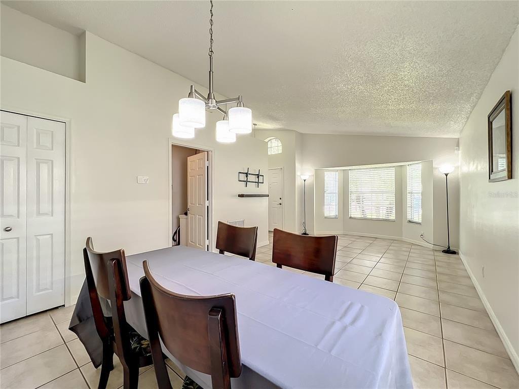 Valleybrooke Ln, Orlando, FL 32826