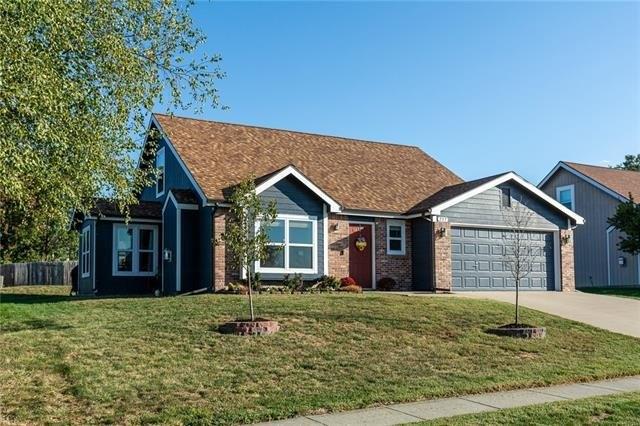 Montrose Cir, Eudora, KS 66025