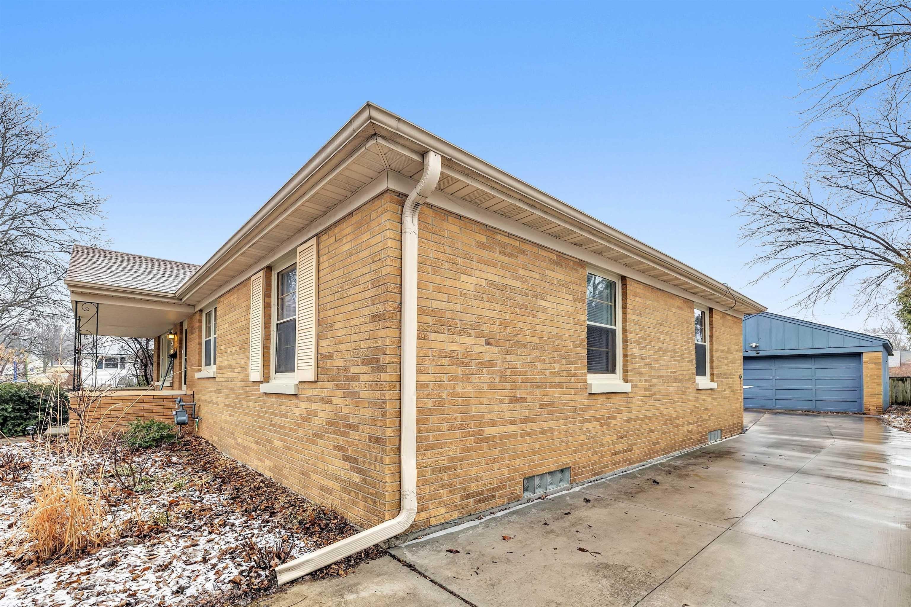 Bryan St, Green Bay, WI 54301