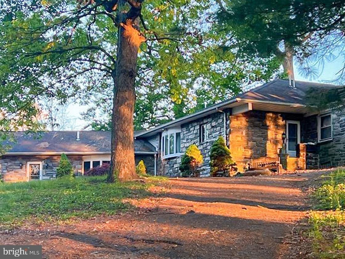 Valleybrook Rd, Garnet Valley, PA 19060