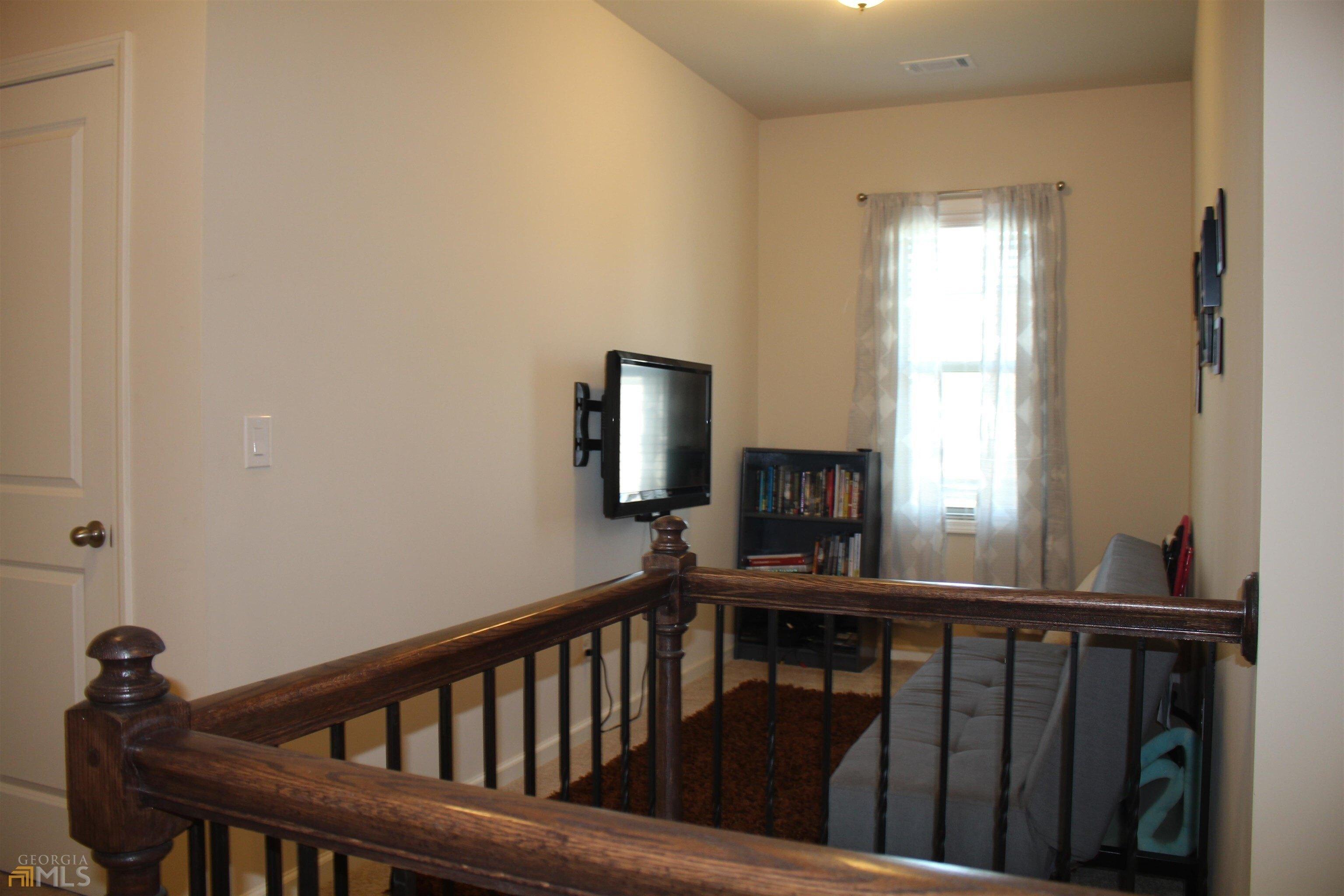 Plainsman Cir, Cumming, GA 30028