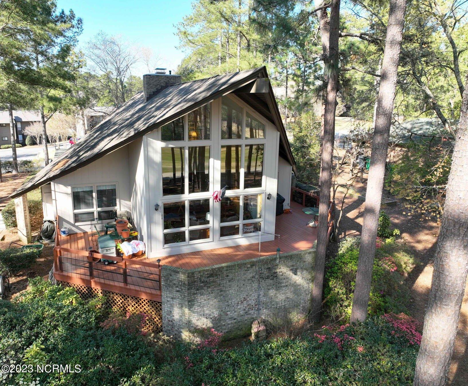 Saint Andrews Dr, Pinehurst, NC 28374