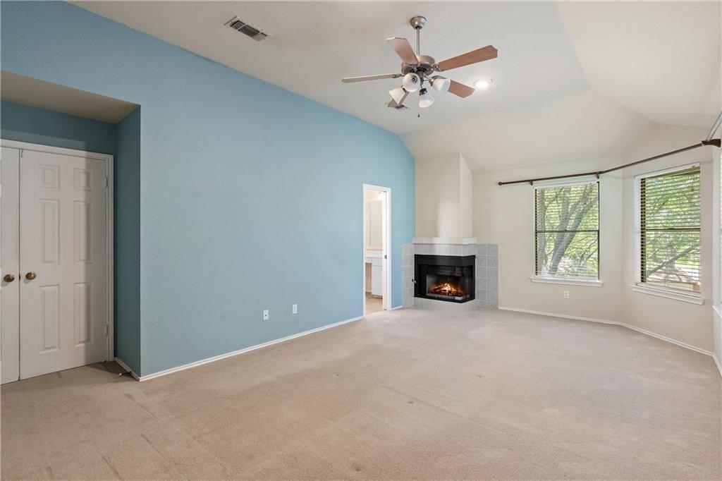 Cahill Dr, Austin, TX 78729