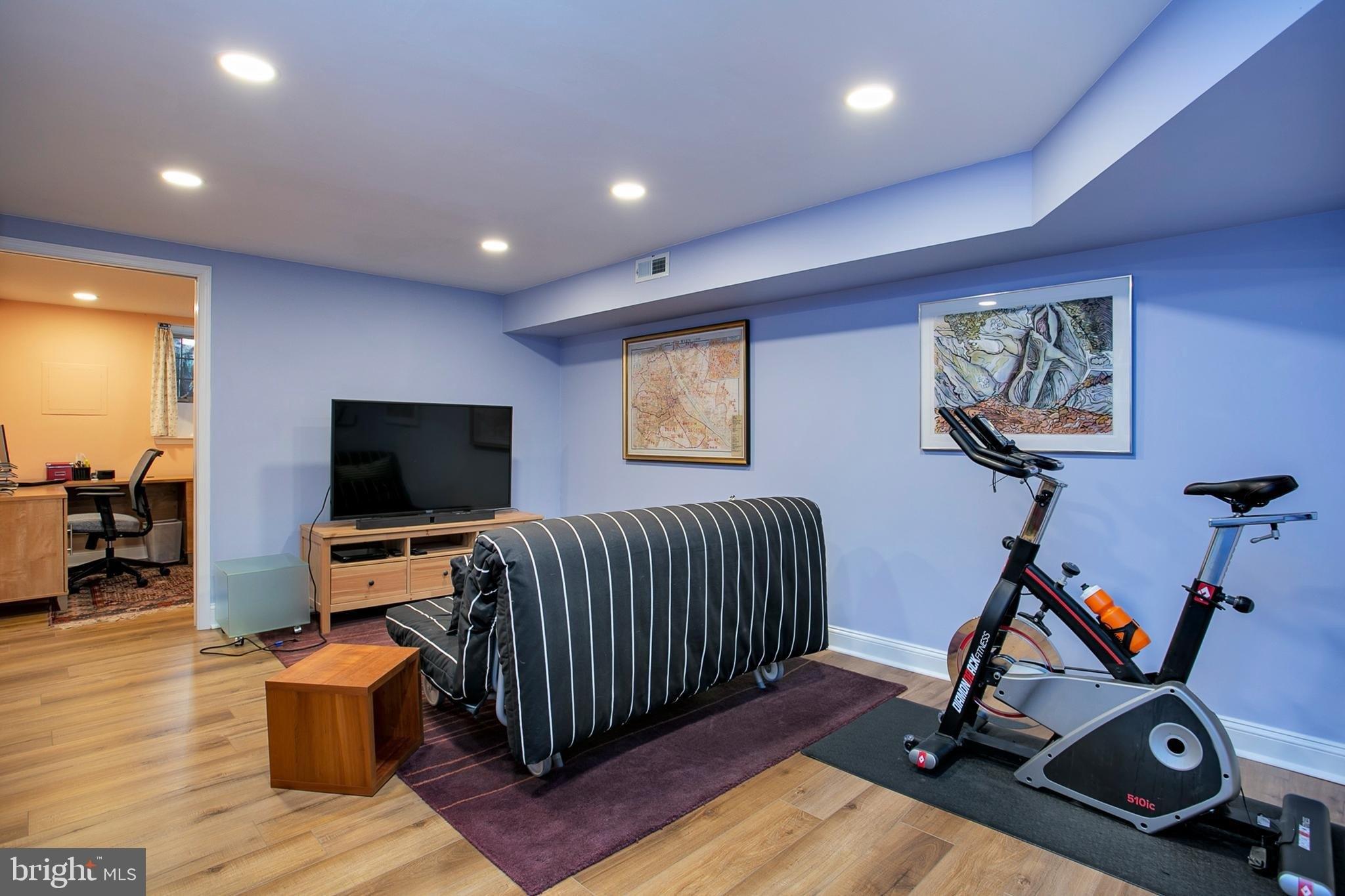 S Charles St, Baltimore, MD 21230