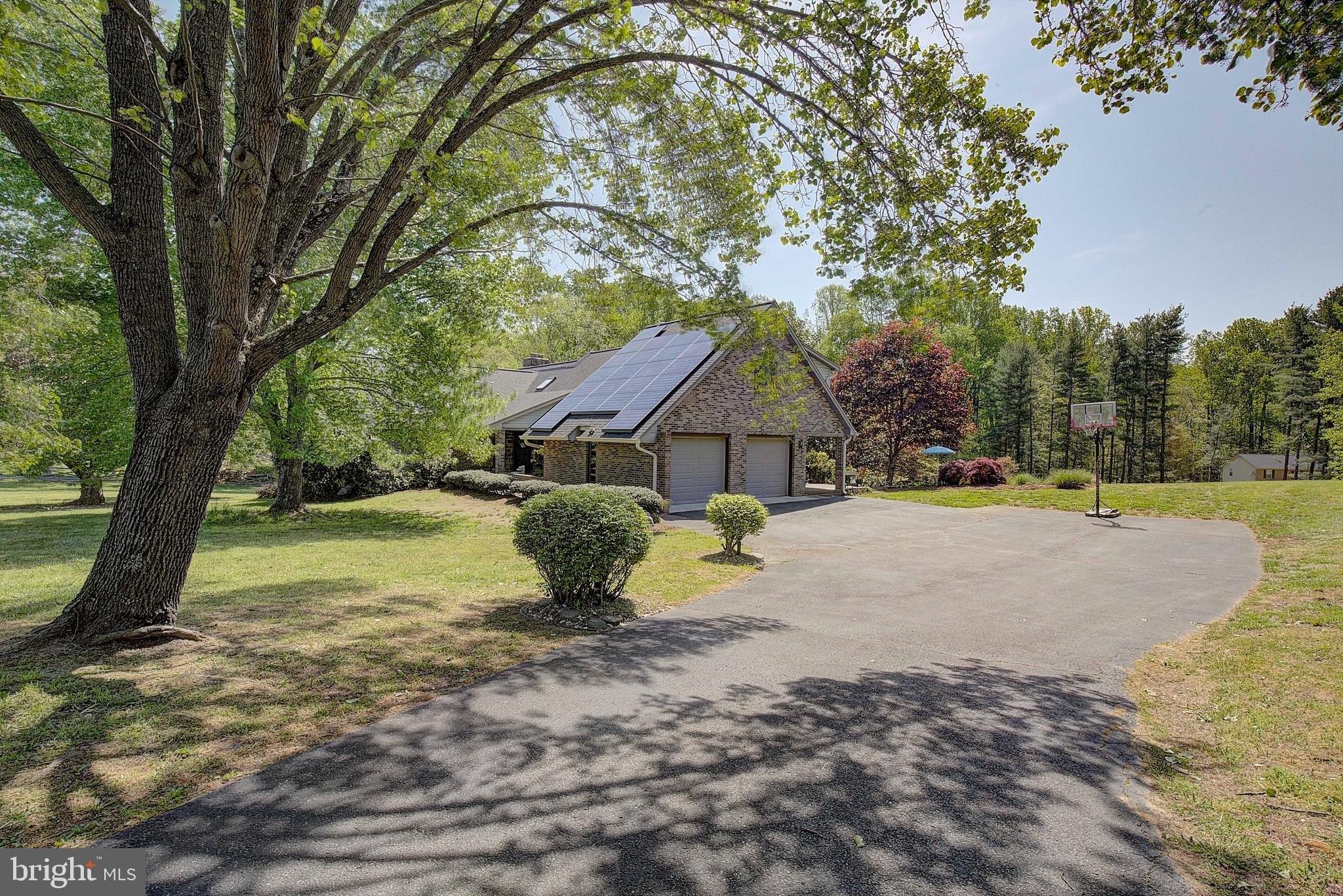 Holland Cliffs Rd, Huntingtown, MD 20639