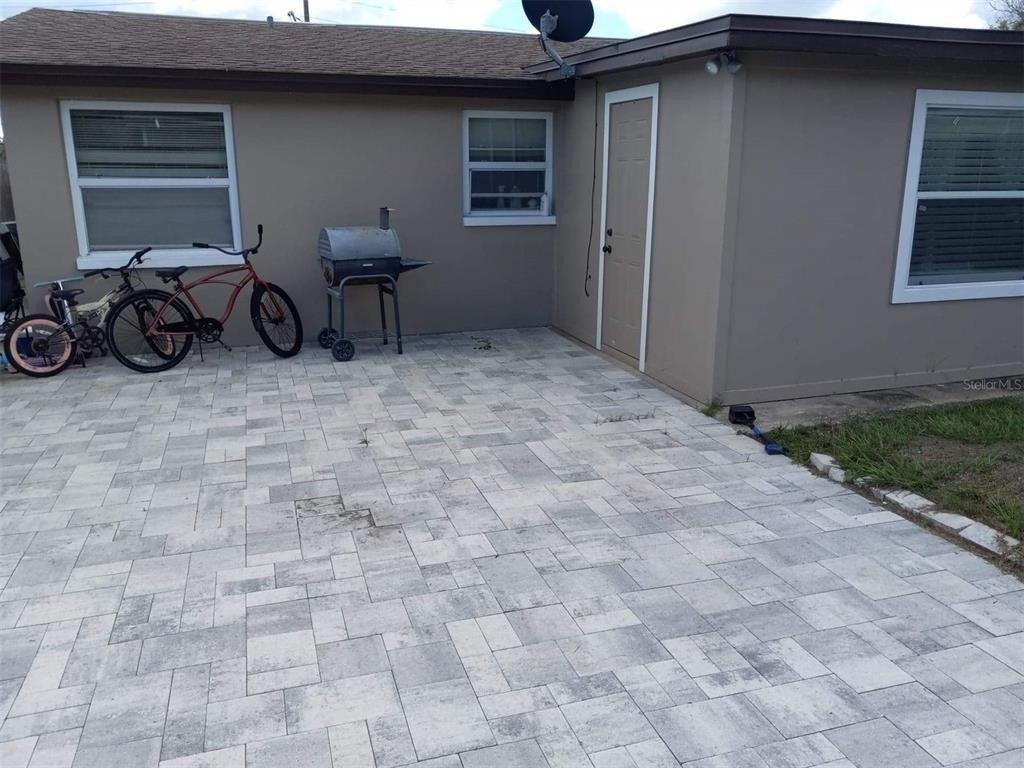 Riddle Rd, Holiday, FL 34690