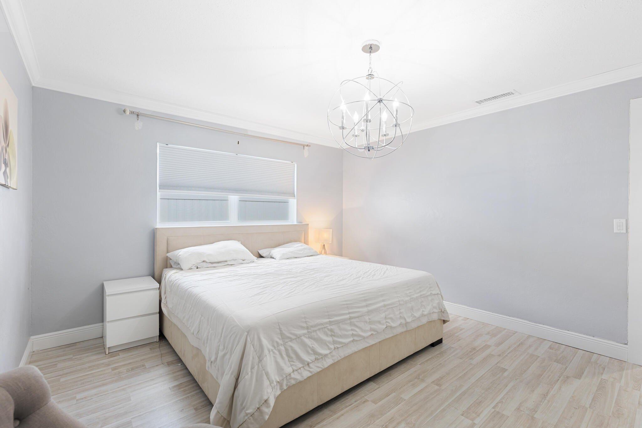 Sw 2nd St, Boca Raton, FL 33428