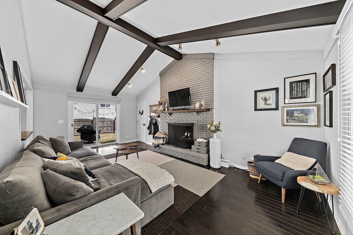 Whirlaway Ave, Naperville, IL 60540