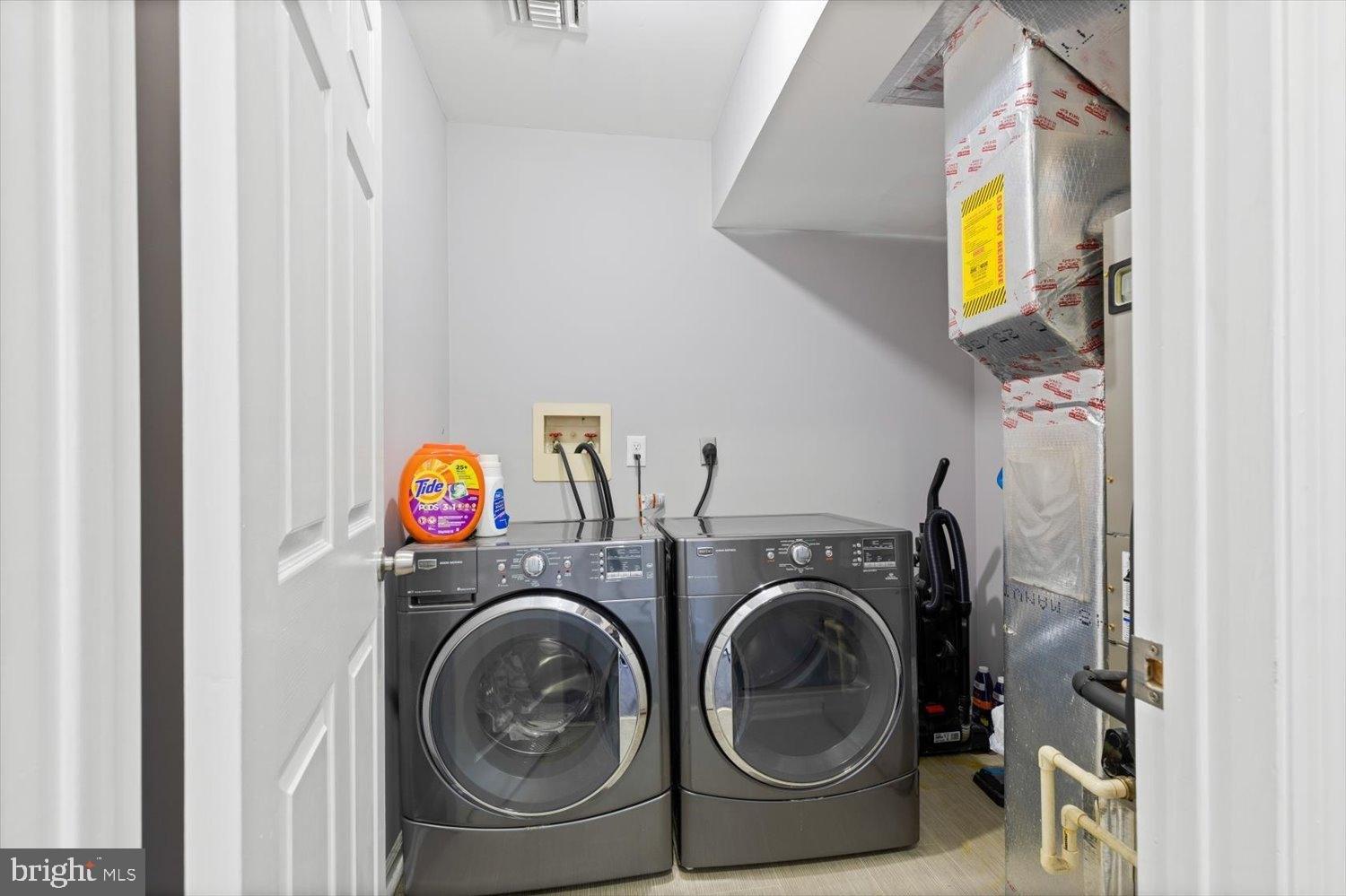Spring Ridge Ct, Lancaster, PA 17601