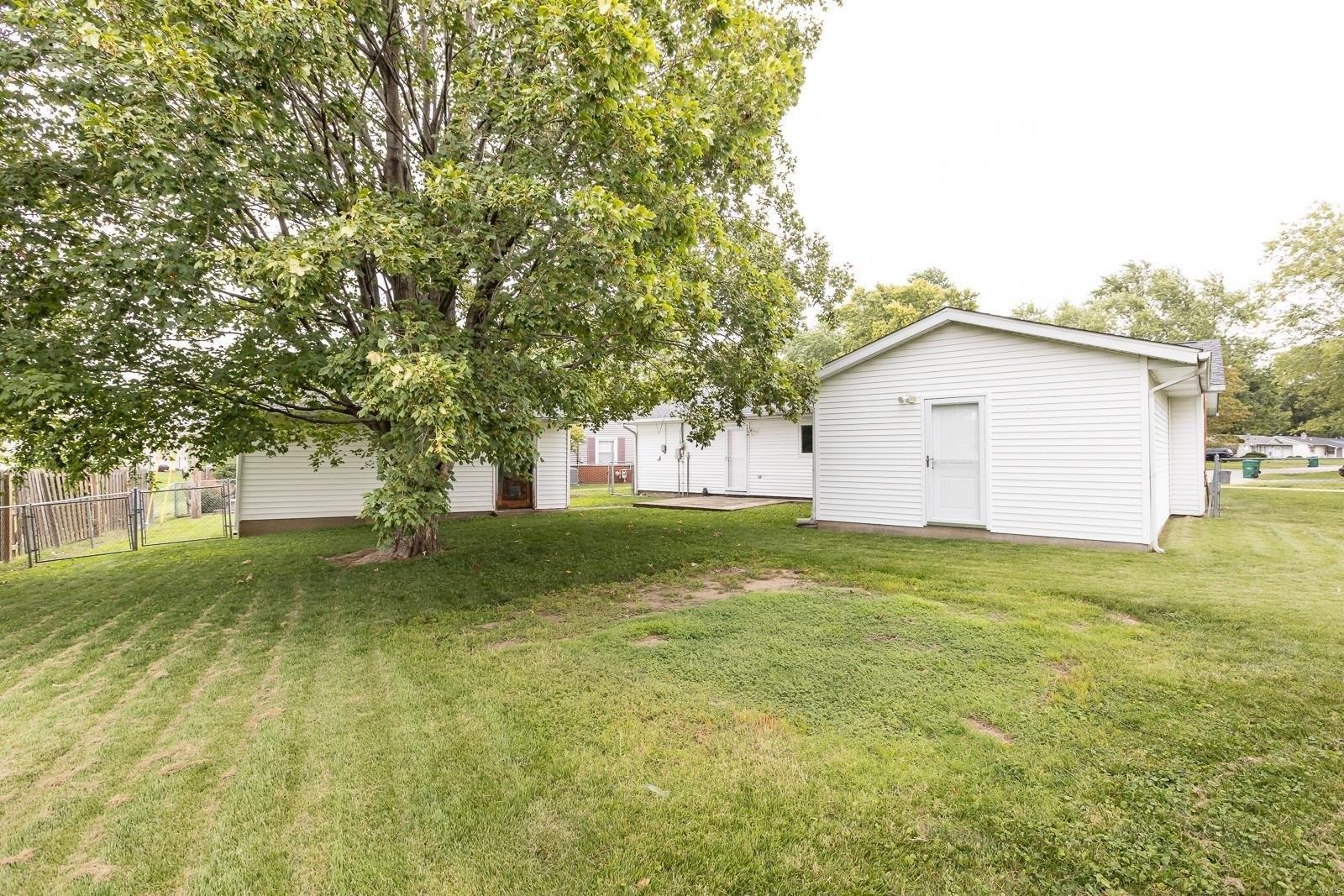 Joy Dr, O Fallon, IL 62269