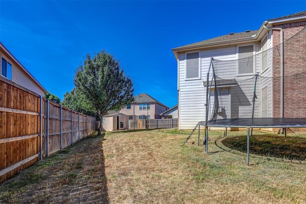 Lynx Ln, Fort Worth, TX 76244