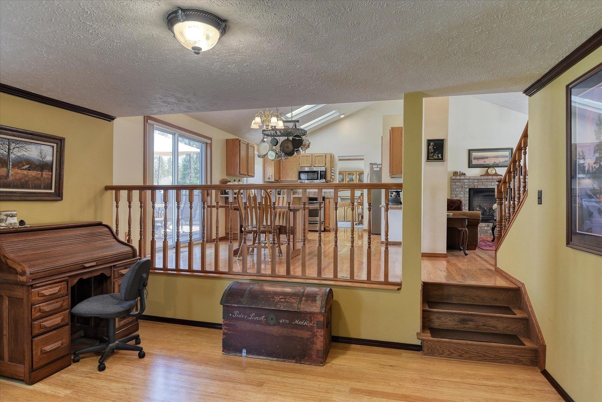 N Hilltop Rd, Colbert, WA 99005
