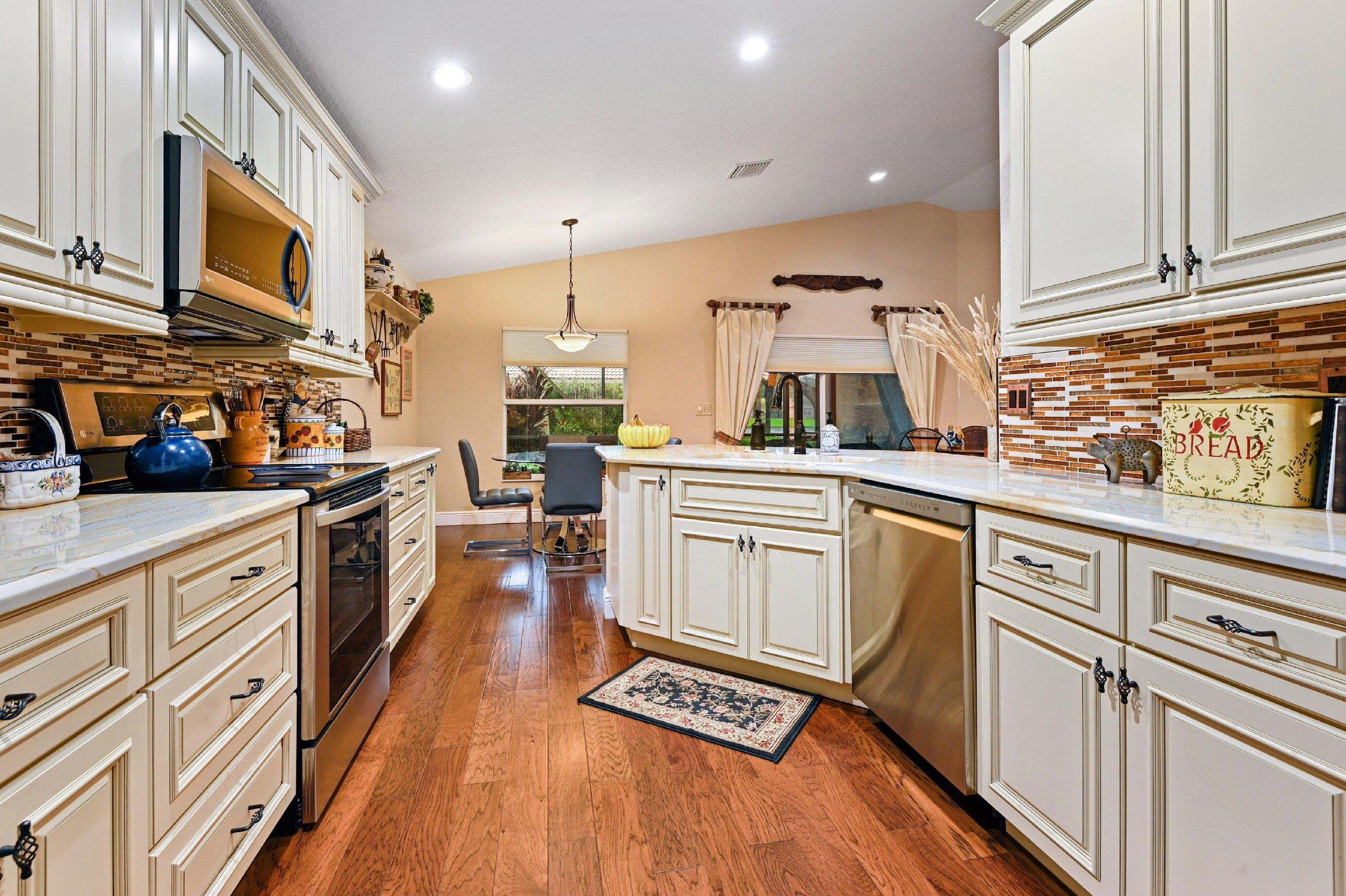 La Vita Way, Boynton Beach, FL 33437