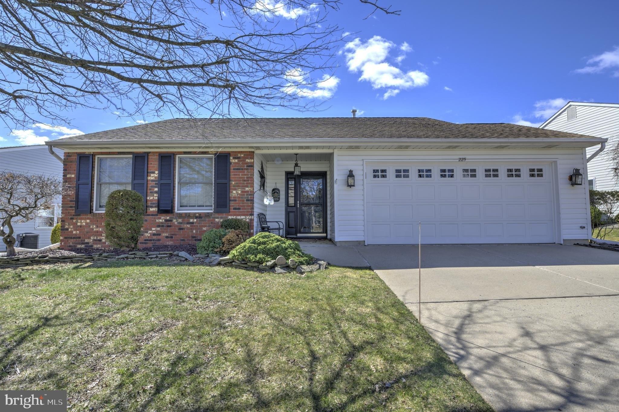 Wagon Wheel Ln, Columbus, NJ 08022