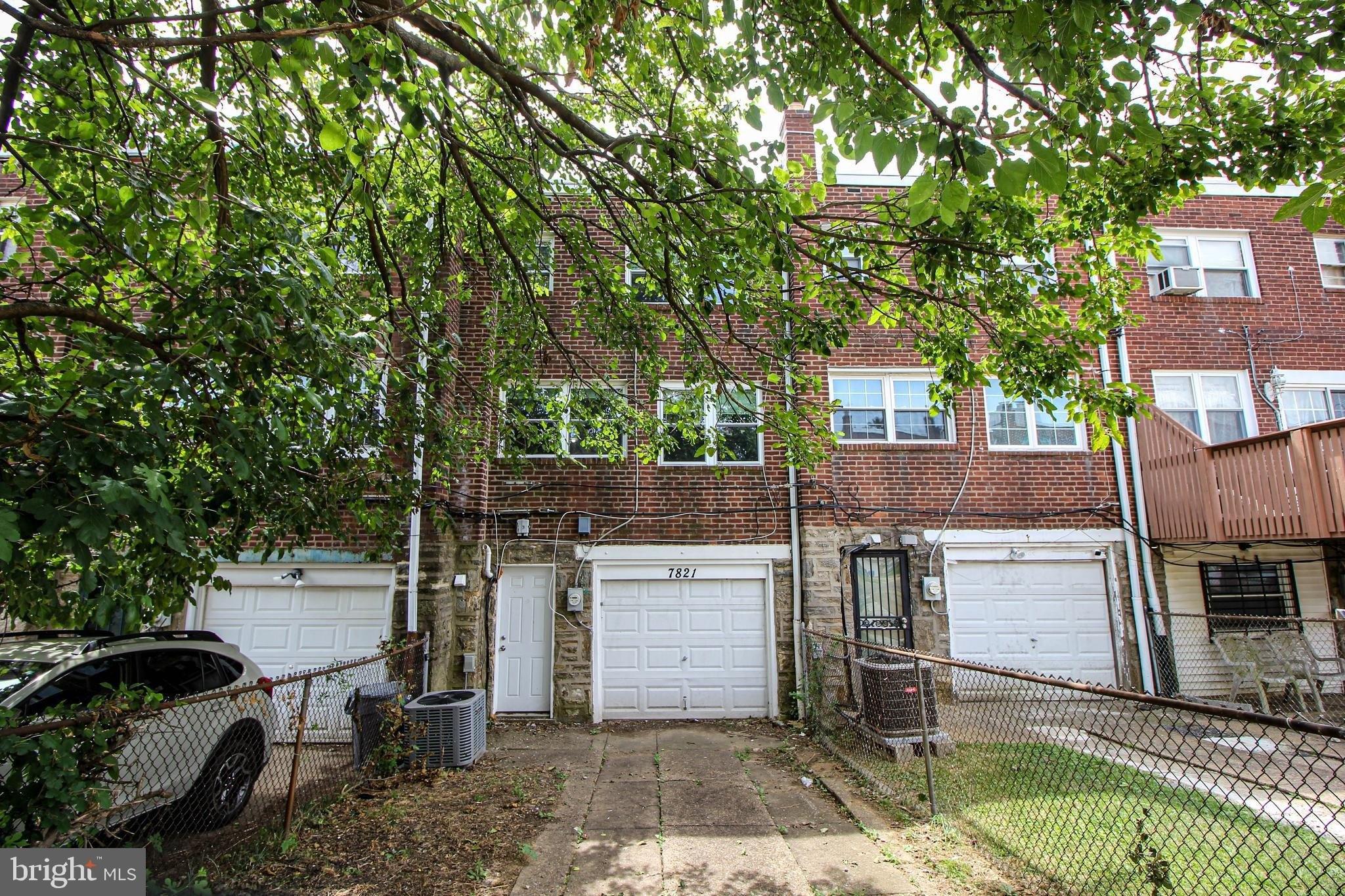 Forrest Ave, Philadelphia, PA 19150
