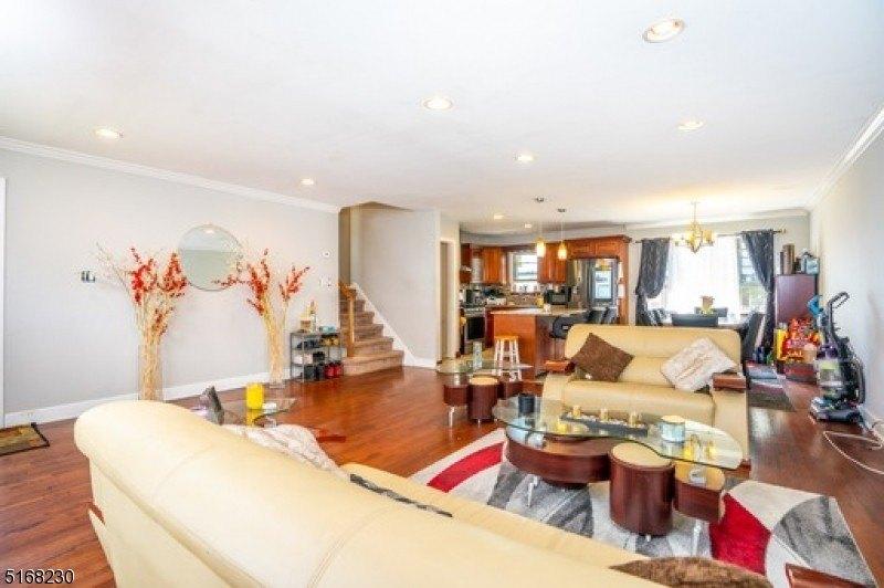 Belmont Ave, North Plainfield, NJ 07060