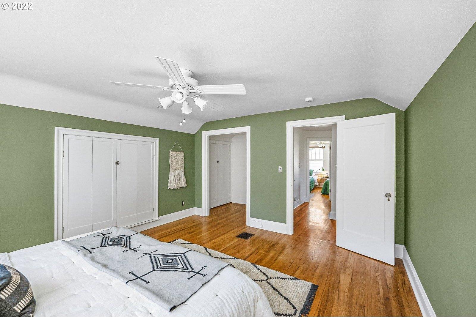 N Washburne Ave, Portland, OR 97217