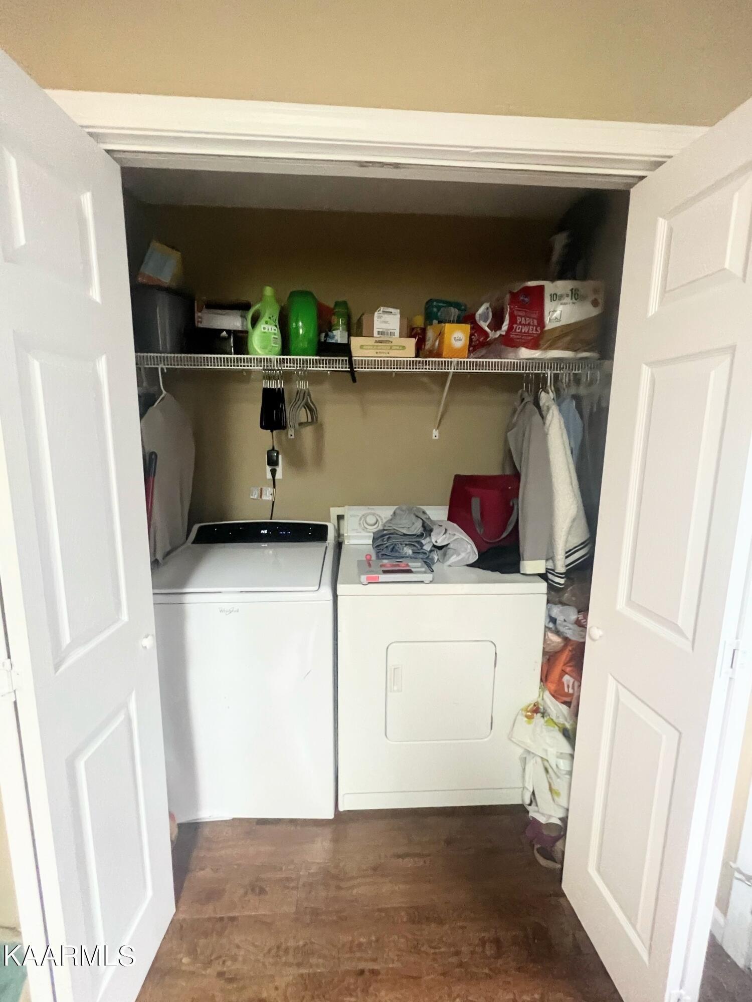W Edison St, Alcoa, TN 37701