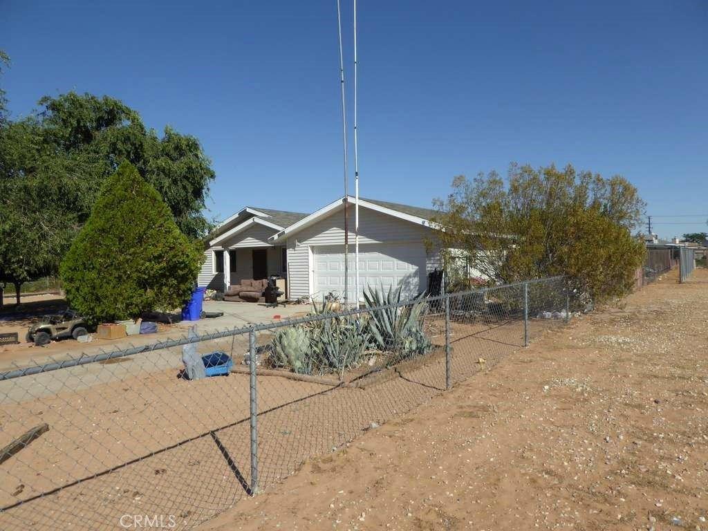Pauhaska Rd, Apple Valley, CA 92307