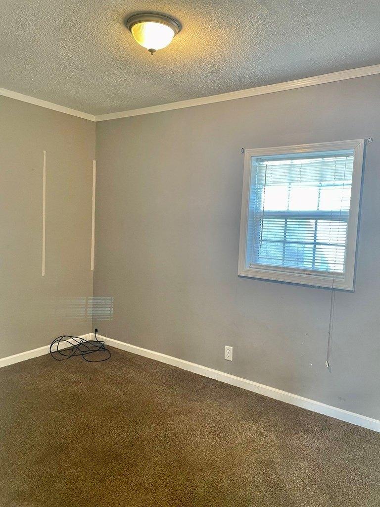 Michigan Ave, Mansfield, OH 44905