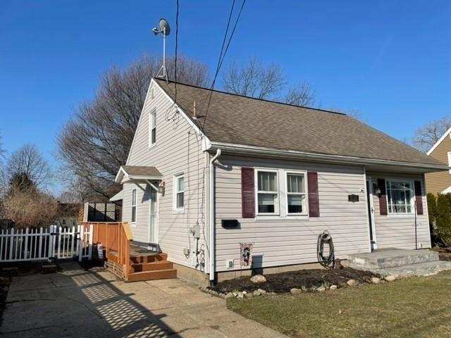Hudson Rd, Erie, PA 16508