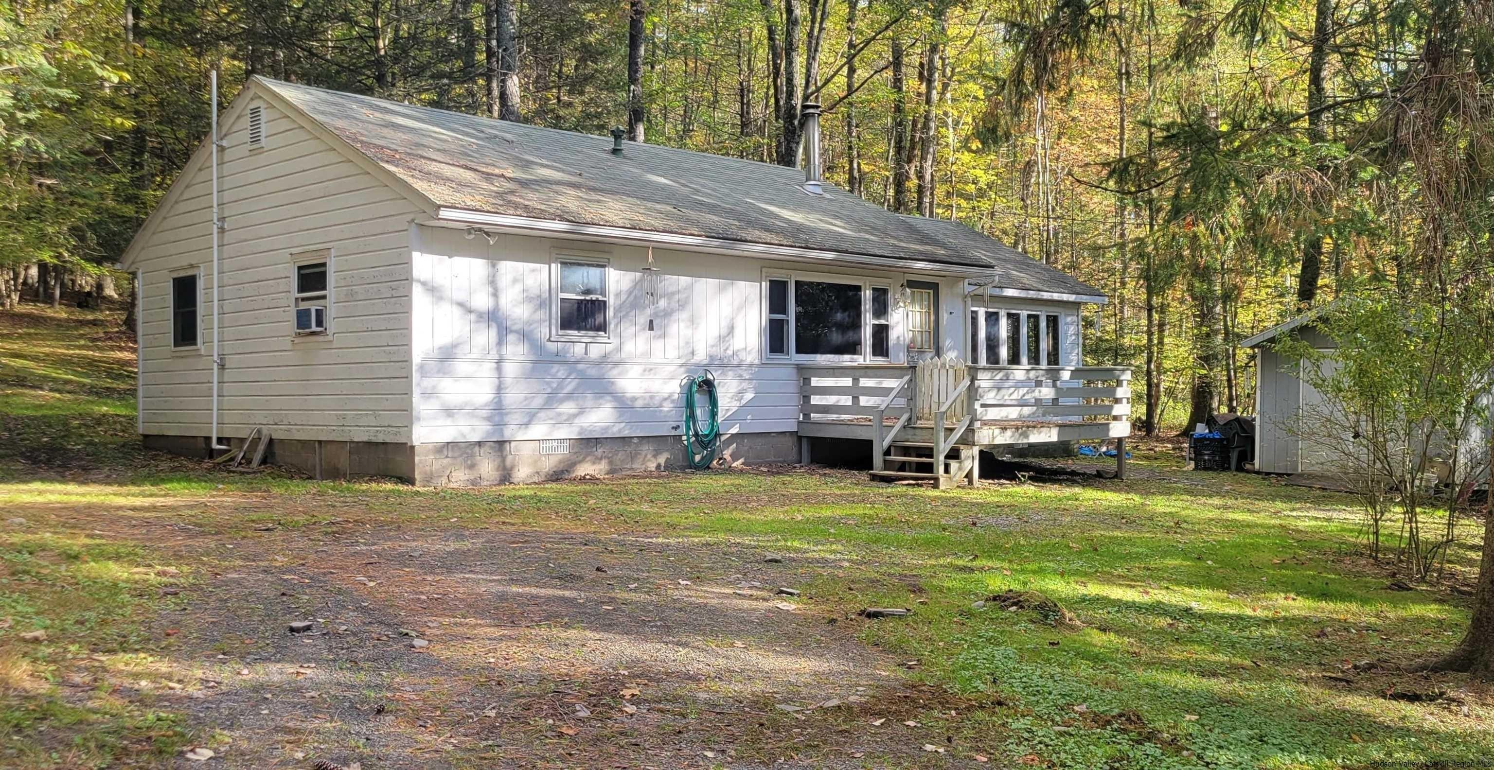 Burpo Ln, Kerhonkson, NY 12446
