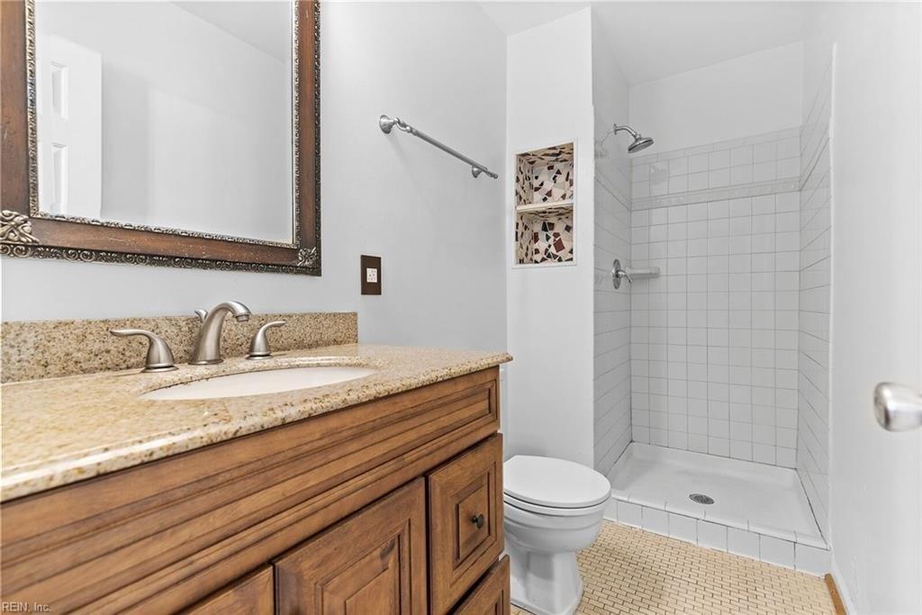 Apollo Dr, Hampton, VA 23669