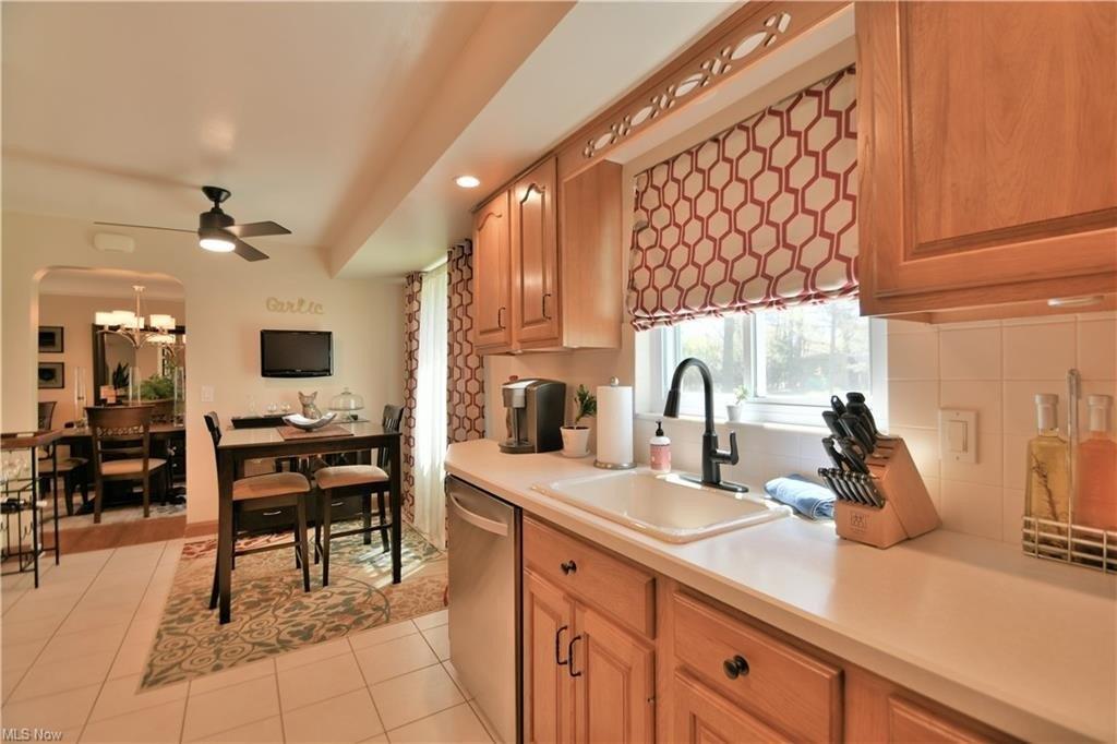 Twilight Dr, Seven Hills, OH 44131