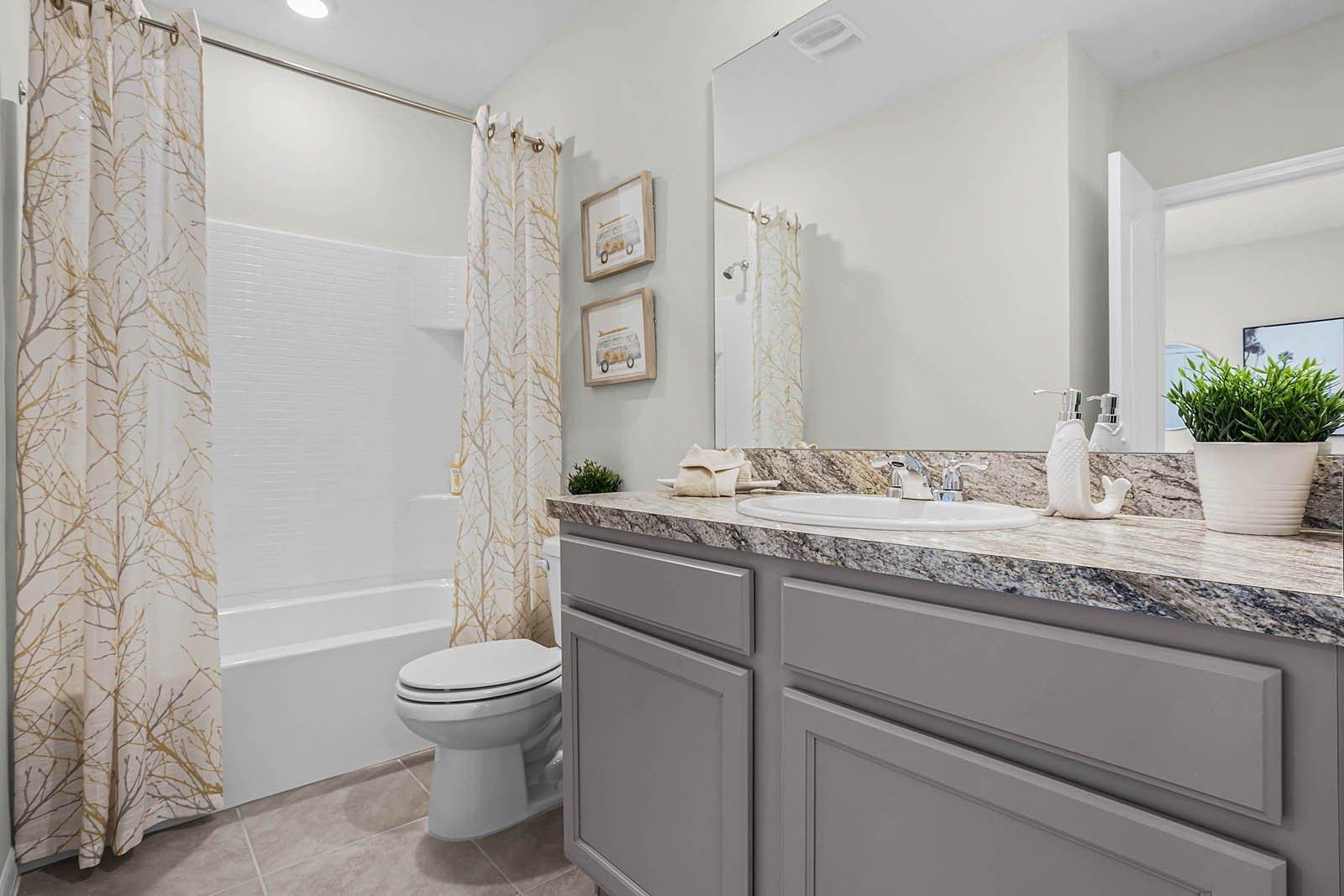 Blue Jay Dr, Davenport, FL 33837