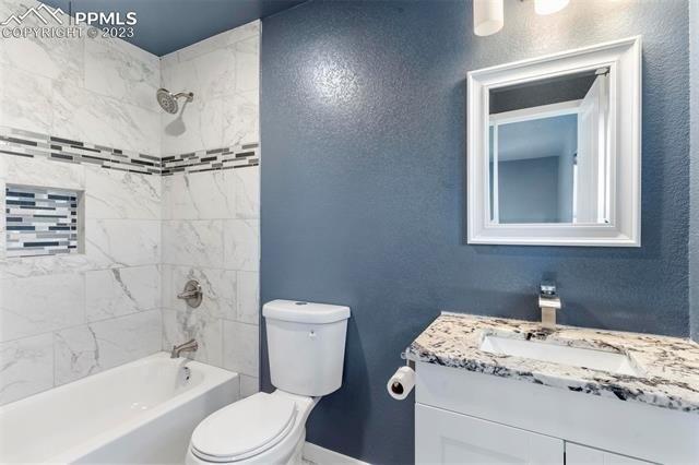 Denver Blvd, Pueblo, CO 81003