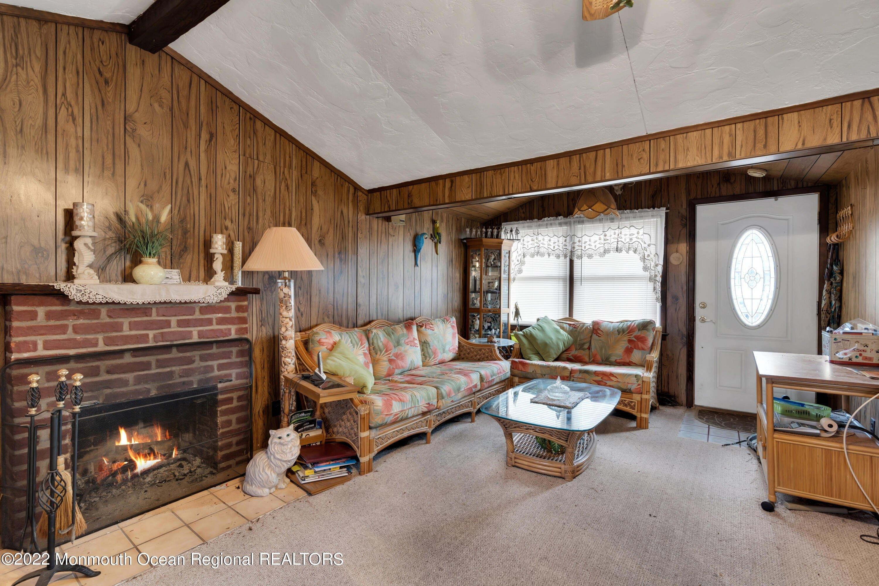Cherry Quay Rd, Brick, NJ 08723