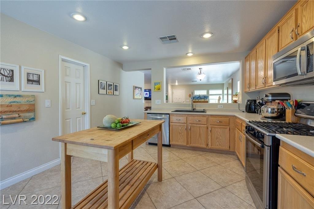 Rapid River Ct, Las Vegas, NV 89131