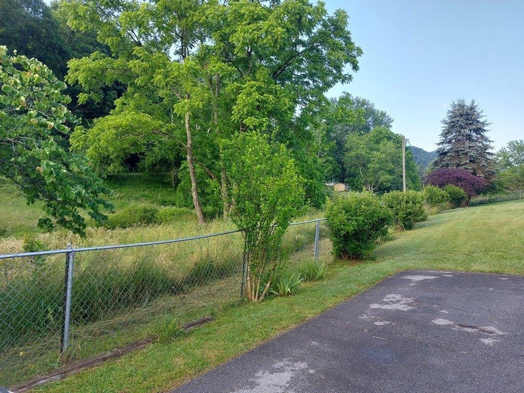Unity Rd, Bluefield, VA 24605