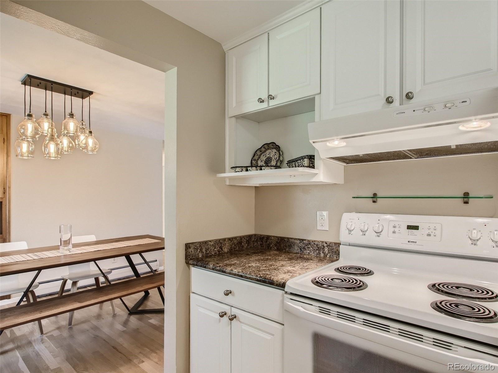 W 61st Ave, Arvada, CO 80004