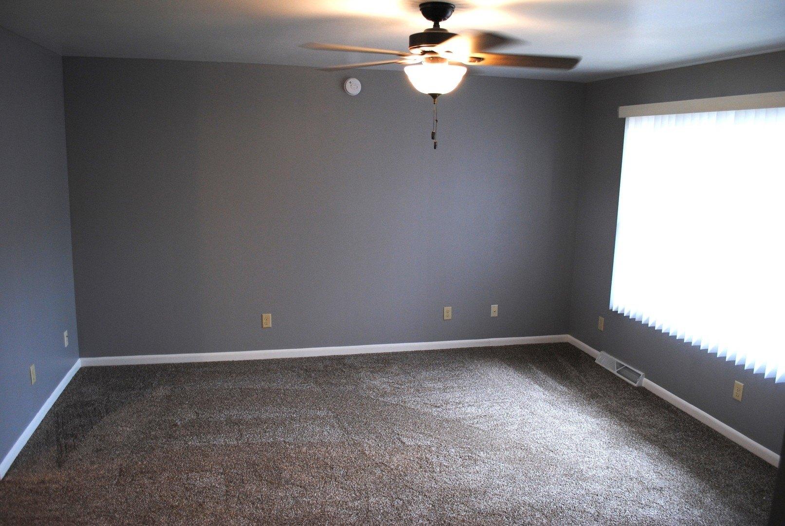 Grace Ave, Rock Falls, IL 61071