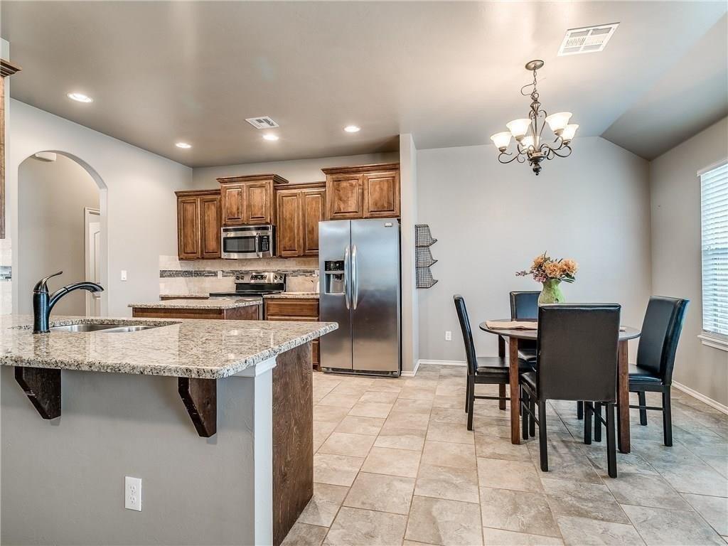 Hillside Dr, Guthrie, OK 73044